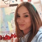 Laureata in lettere offre lezioni in discipline letterarie e in lingua inglese (conoscenza universitaria e rafforzata da esperienze lavorative pregresse all estero)